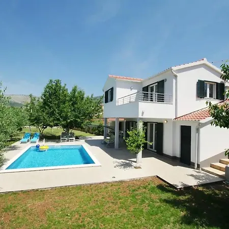 Holiday home House Viki