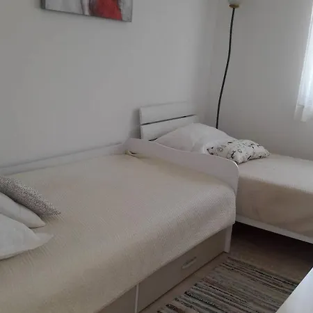 House Viki Plano